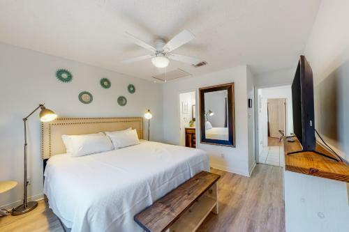 Wolf Bay Villas
