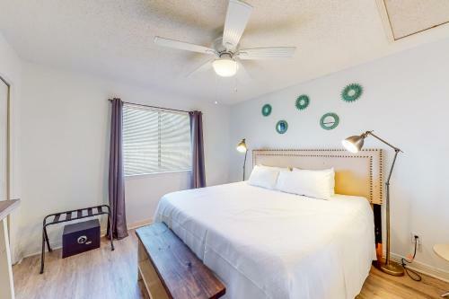 Wolf Bay Villas