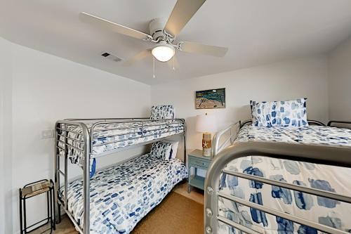 Wolf Bay Villas