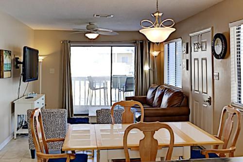 Wolf Bay Villas