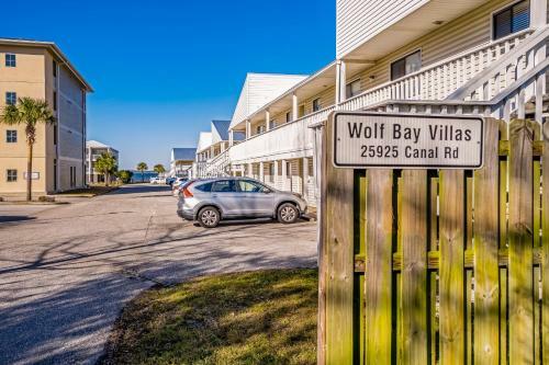 Wolf Bay Villas
