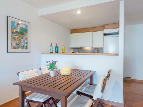 Apartamento Charming Golf, Pool And Private Parking
