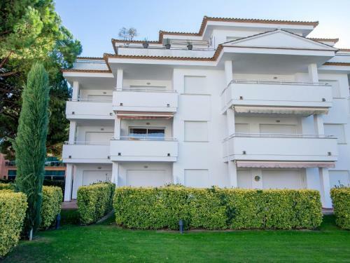 Apartamento Charming Golf, Pool And Private Parking