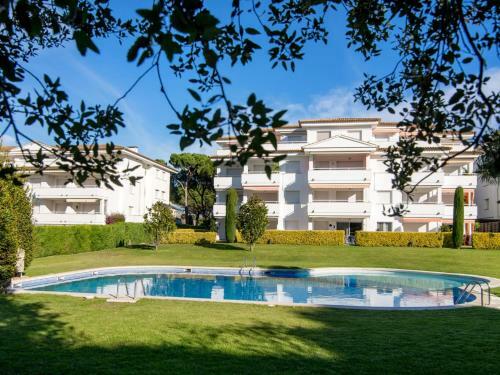 Apartamento Charming Golf, Pool And Private Parking