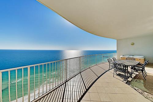 Turquoise Place #2205c