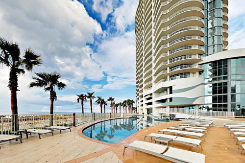 Turquoise Place #2205c