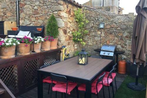 Casa Rural Con Jacuzzi En El Centro Hist�rico De Pals