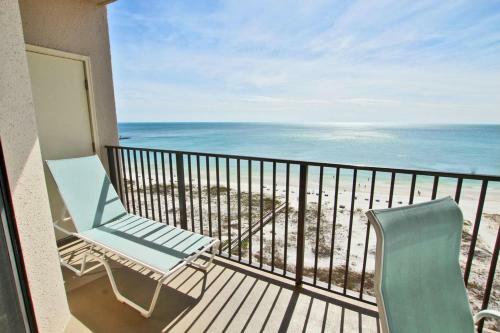 Phoenix East 1201 By Youngs Suncoast