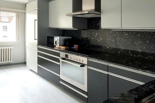 Modern Apartment In A Charming Old Town Setting
