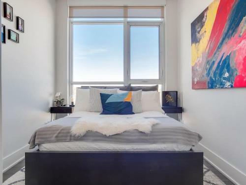New Sweeping Views Luxury 2br Suite Pool Table, Rooftop Patio, Bbq, Coffee
