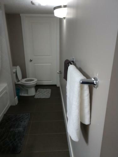 Apartamento Adorable One Bedroom Basement Suite