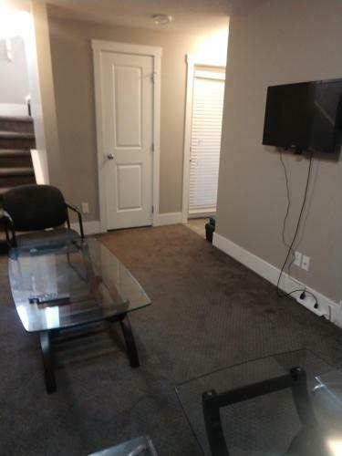 Apartamento Adorable One Bedroom Basement Suite