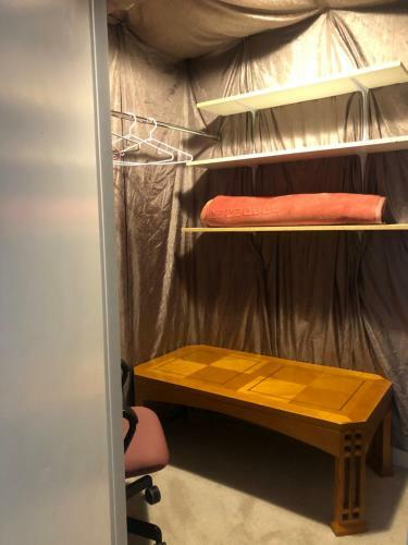 Hostal Hidden Valley Basement Suit H