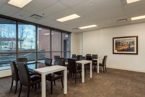 Apartamento Stunning 1br Condo In Keynote2 Downtown Calgary