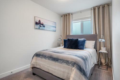 Contemporary Luxury 4 Bedroom House Near Downtown