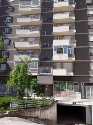 Perles Apartament Korce