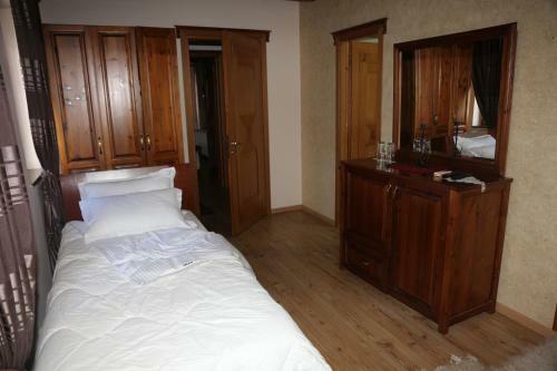 Hostal Vila Alket