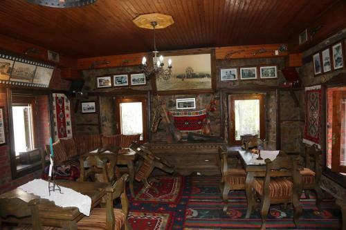 Hostal Vila Alket