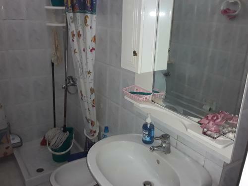 Iri Apartament Kor��