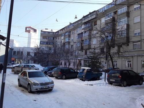 Iri Apartament Kor��