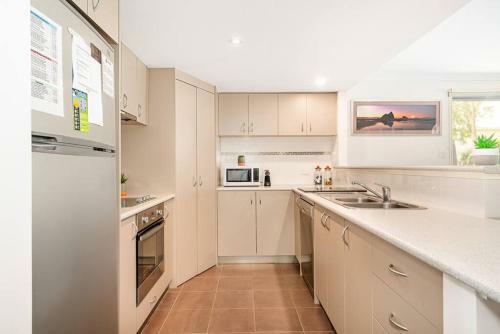 Palm Retreat - Unit 73 Cape View Resort