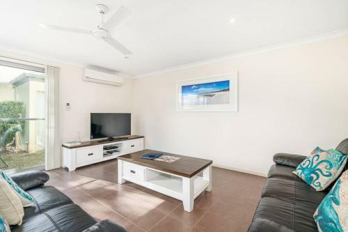 Maggies Beach House - Unit 56 At Cape View Resort