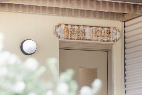Maggies Beach House - Unit 56 At Cape View Resort