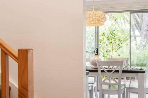 Maggies Beach House - Unit 56 At Cape View Resort