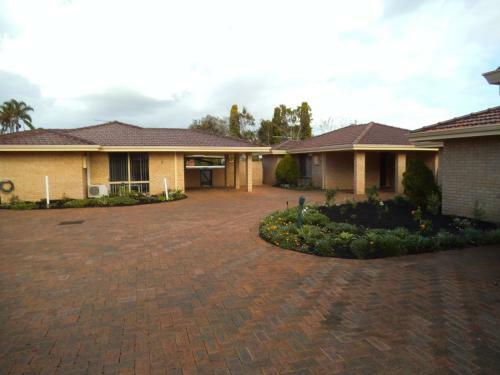 Api Busselton Seaside Escape Apartments