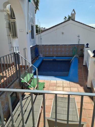 Adosado En Nerja Urb Flamingo