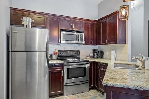 Instant Suites- Charming Unit In Canmore With Free Banff Pass