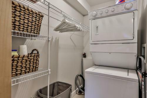 Apartamento Fenwick Vacation Rentals- 1 Bedroom Plus Loft With Views