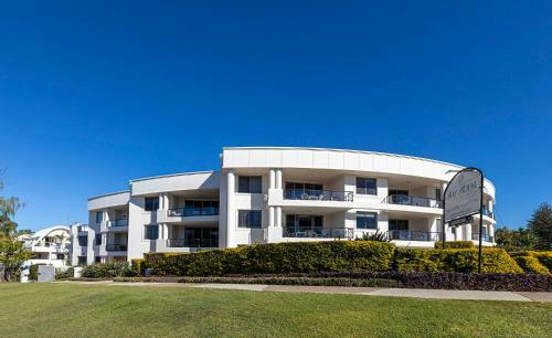 A Perfect Stay - Bay Royal Apartment 2