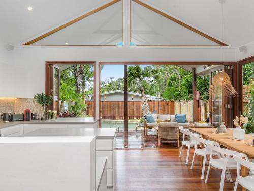 Espadrille House