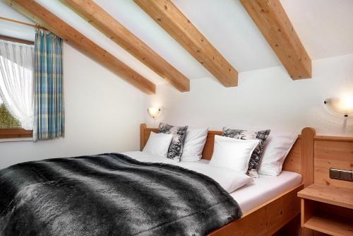 Apartamentos G�stehaus Strasser Hotel Garni