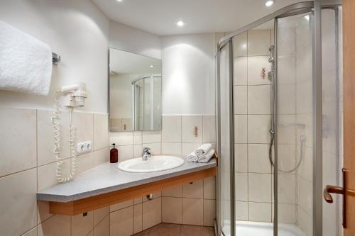 Apartamentos G�stehaus Strasser Hotel Garni