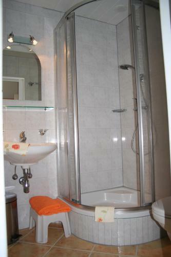 Hostal Fr�hst�ckspension Alpenrose