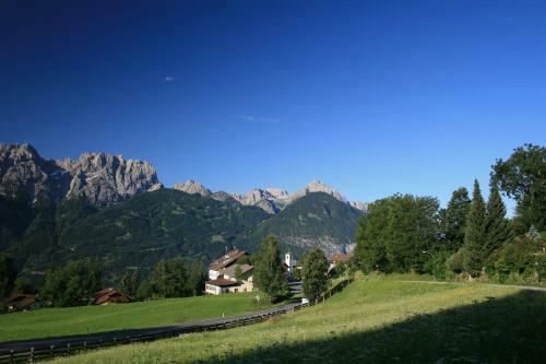 Hostal Fr�hst�ckspension Alpenrose