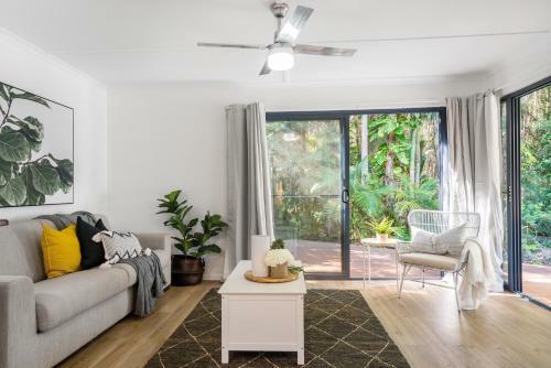 A Sweet Escape - The Great Byron Getaway