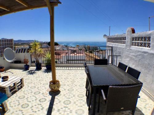 Casa Angelines Holiday Home