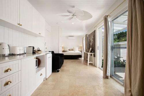 Pineapple Studio Byron Bay