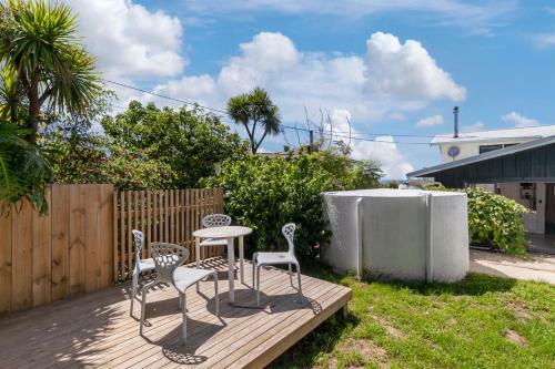 Sunlit Abode - Leigh Holiday Home