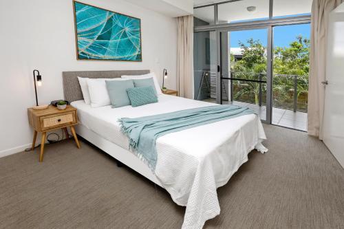 Pool View City Centre Apartment 206