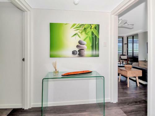 Luxury Waterfront Sea View Apartment