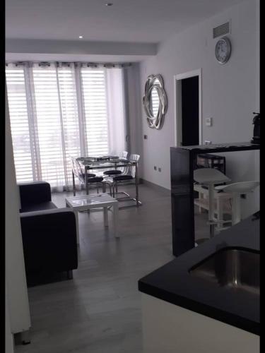 Apartamento 3 Edf Granada 8