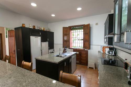 Casa Cuartel El Velero