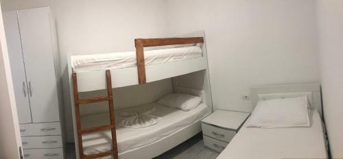 Apartamento Shengjin Home Accomodation
