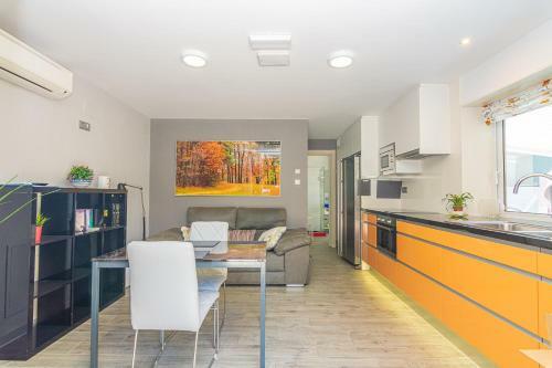 Villa Resort Con Piscina Privada En Calle Carabeo