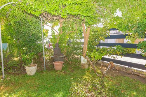 Villa Resort Con Piscina Privada En Calle Carabeo