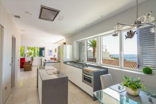 Villa Resort Con Piscina Privada En Calle Carabeo